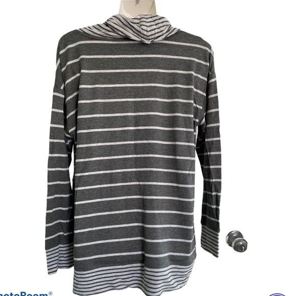 NWT Dressbarn women  cowl neck sweater Medium - Picture 2 of 4